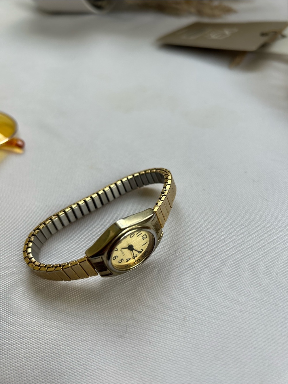Japan movt quarts Classic Gold-Tone Ladies Expansion Band Watch
